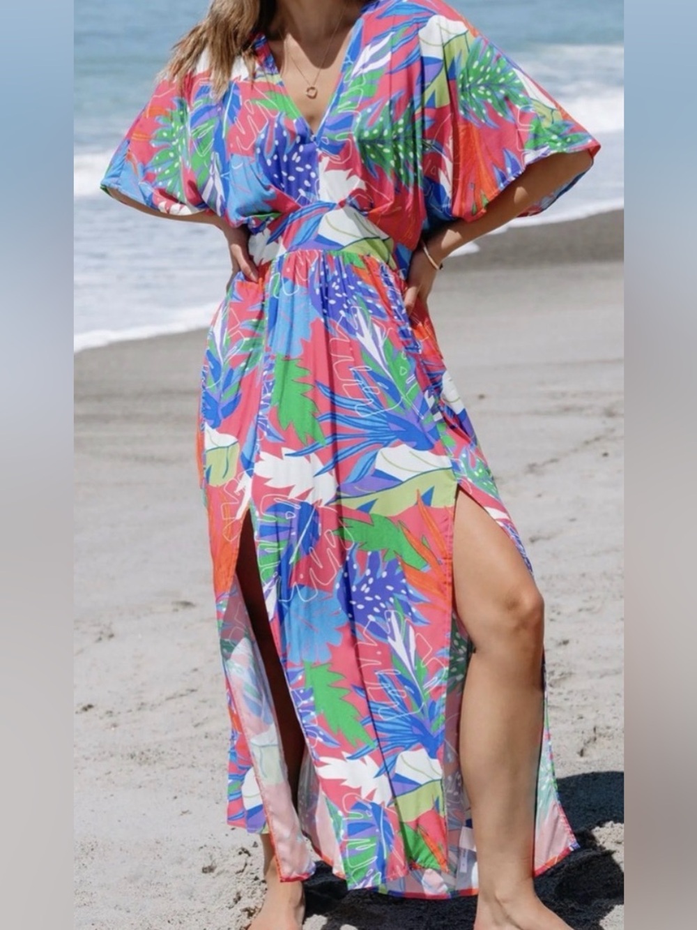 Cupshe Bright Tropical Smocked Maxi Dress
Size Small
New with Tag